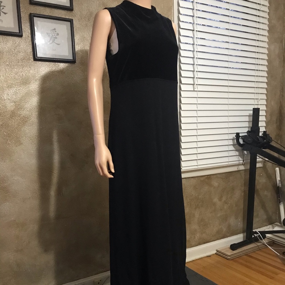 This black dress is ready for the holidays